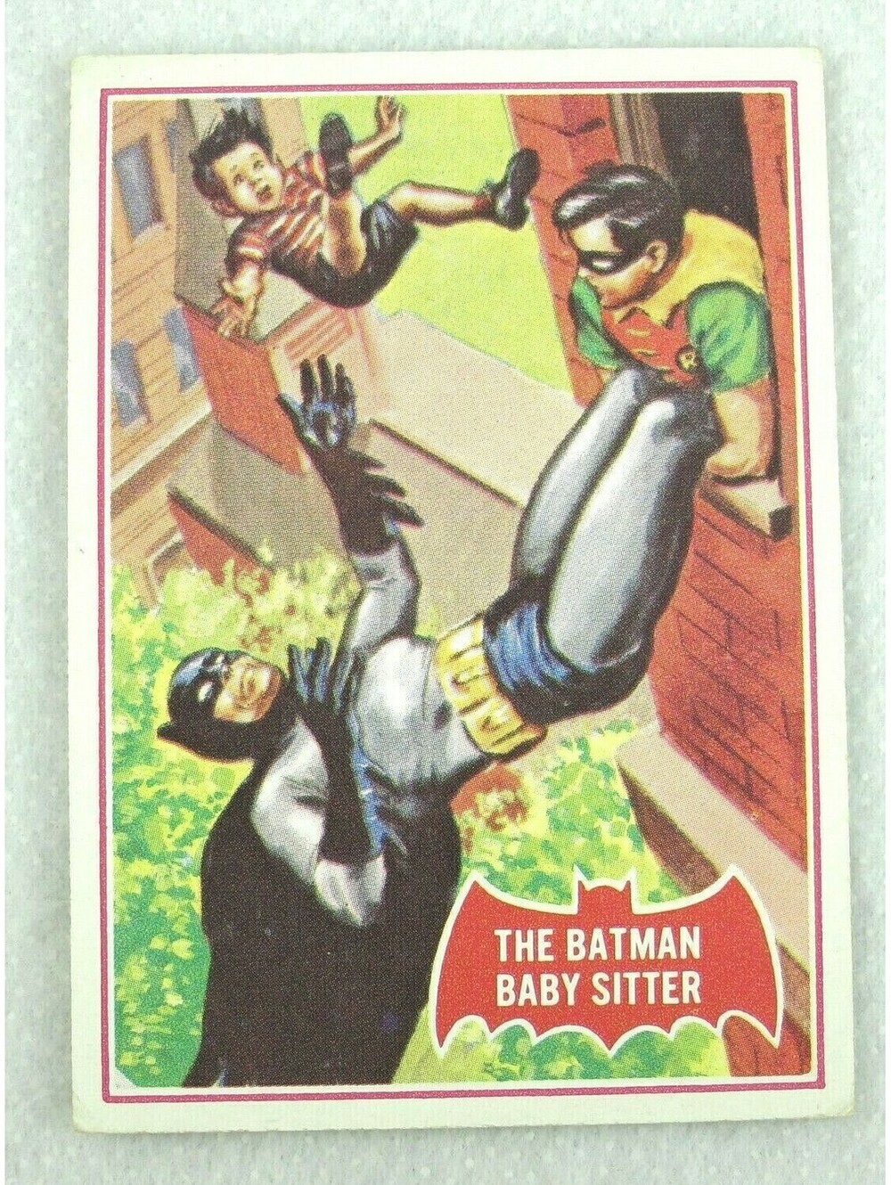 1966 Topps Batman Red Bat Puzzle Back Card #34A The Batman Baby Sitter bw-a